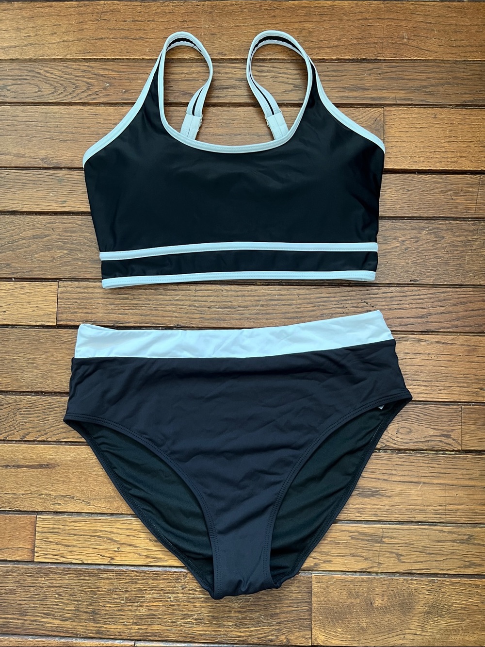 Aqua Eve Black with White Trim Bikini Size M/L New Without Tags